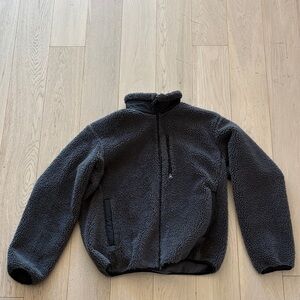 Uniqlo Gray Fleece Jacket